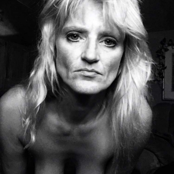 Meet your Posher, Julie - Picture 4 of 4